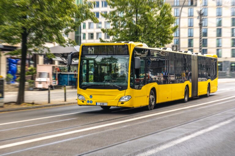[DEMO] Bus
